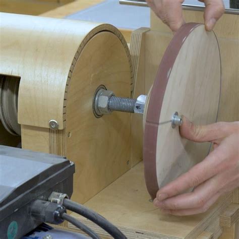 Видео Видео Homemade Woodworking Lathe Accessories Woodturning