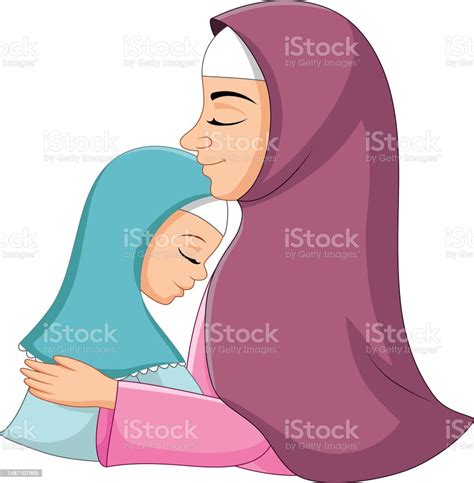 Seorang Ibu Muslim Yang Gembira Memeluk Anaknya Saat Mereka Merayakan