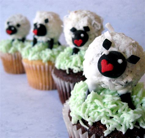 Easterlambcupcakes Sheep Cupcakes Inspired By Bakarella Flickr