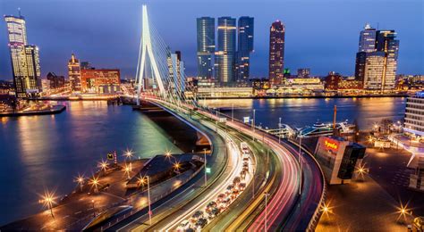 Rotterdam Striving To Be Green Downplays Co2 Targets Huffpost