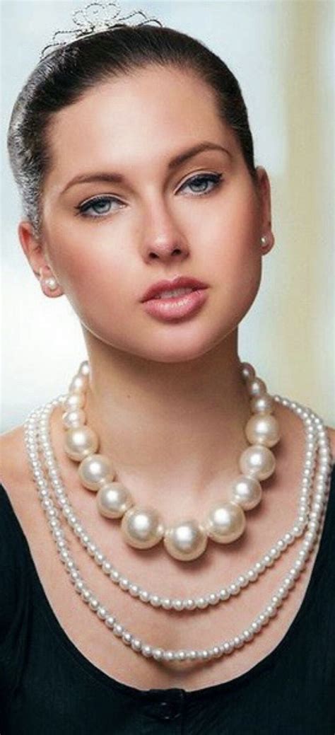 Pearls Pearls Pearl Accessories Wearing Pearls