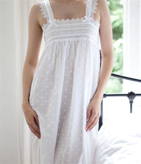 Livraison gratuite en magasin ! Épinglé sur Pyjamas femmes et chemises de nuit