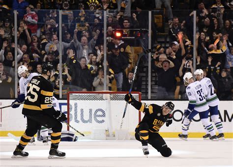 Boston Bruins David Pastrnak Earns 100th Career Point