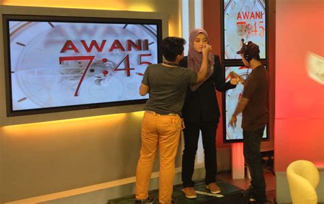 Astro awani, malaysia, general tv channel. Sebelum berita bermula | Disebalik tabir AWANI 745 | Foto ...