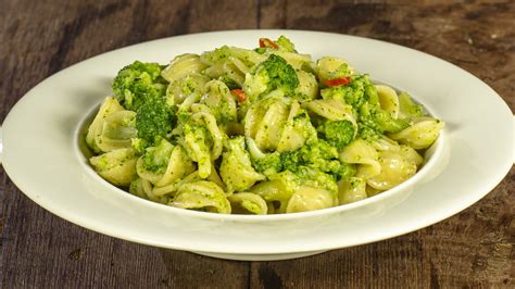 Esitellä 38 imagen pasta e broccoli ricetta abzlocal fi