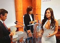 Julia Orayen La Conejita De Playboy Es La Presidenta De M Xico