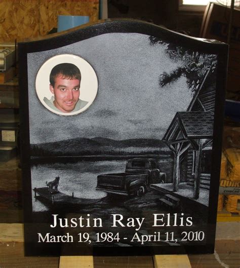 India Black Granite Headstone With Laser Etched Lettering Designs