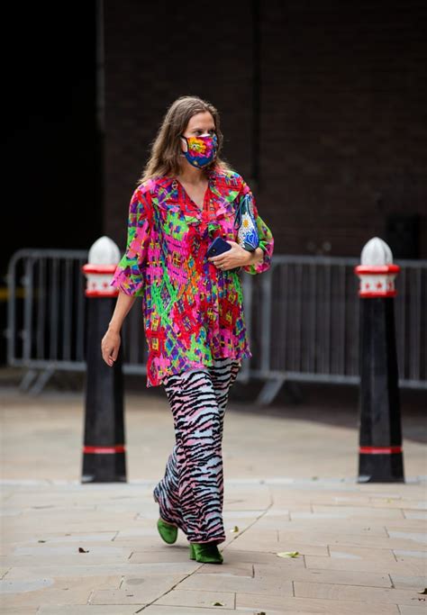 The Best Street Style At London Fashion Week Spring 2022 Popsugar