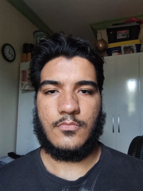 Im 18 And My Beard Doesnt Connect To My Mustache Do I Just Wait It