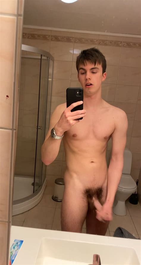 College Guys Guys Just Look Better With Pubes