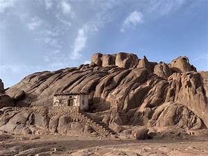 Climbing Mount Sinai In Egypt Is A Spectacular Experience Visit Egypt