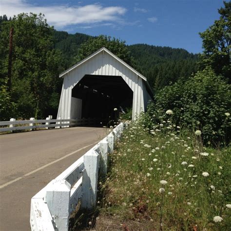 Hayden Covered Bridge In Oregon Covered Bridges Places To Go Oregon