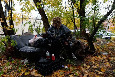 For Displaced Homeless Women No Refuge From Misery The Boston Globe