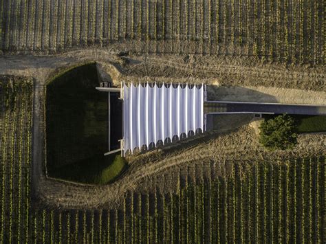 Architettura Del Vino Renzo Piano Bw Per Château La Coste Teknoring