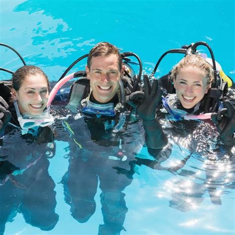 Padi Become A Diving Instructor Become A Diving Professional 中文