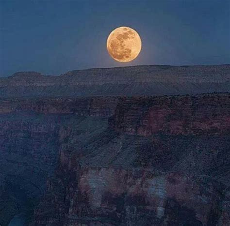 Super Moon Over The Grand Canyon Beautiful Moon Images Night Sky
