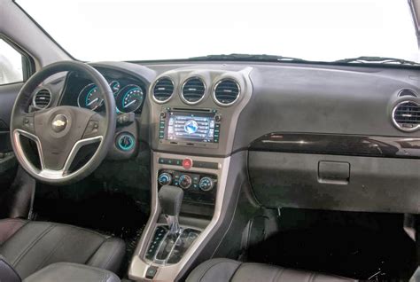 Now, this is actually the primary photograph: Chevrolet Captiva 2014 chega com o ineficiente motor 2.4L ...