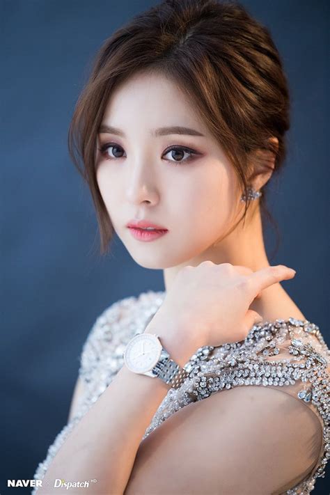 777번째 이미지 아시아의 아름다움 예쁜 여자 얼굴 웨딩 메이크업