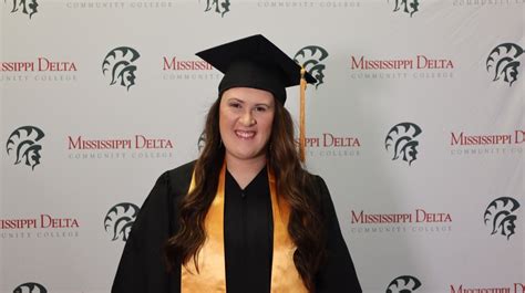 Mdcc Health Science Graduation Includes Graduate From Bogalusa The