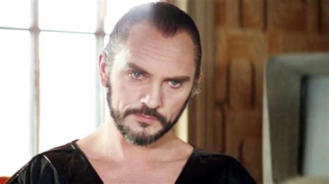 Exclusive Terence Stamp Returning As General Zod In The Flash