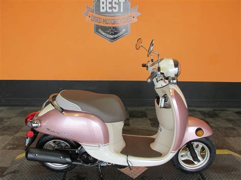 Strike lightning would also encourage our biker friends to write a review of the used 2002 honda metropolitan scooter for sale or share any thoughts and/or opinions to make potential buyers aware. 2014 Honda Metropolitan | American Motorcycle Trading ...