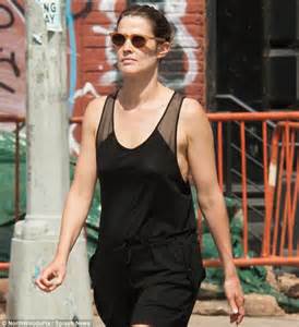 How I Met Your Mothers Cobie Smulders Braless With Semi Sheer Romper