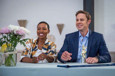 Jacaranda fm is sa's biggest independent radio station broadcasting in english and afrikaans and playing more of the music you love. Inside scoop: Elana Afrika-Bredenkamp shares her pick for ...
