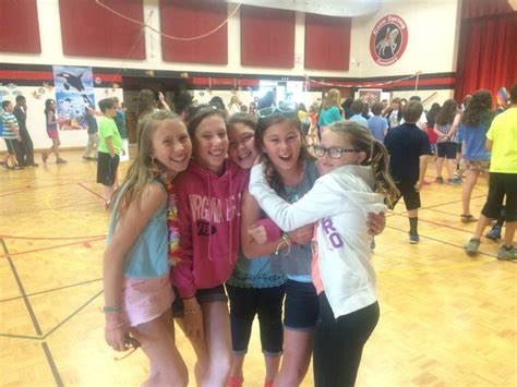 Photos Cave Spring Elementary School Holds Dance For 5th Graders