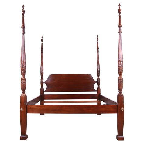 1978 Vintage Thomasville Georgian Style Traditional Cherry Four Poster Queen Bed At 1stdibs