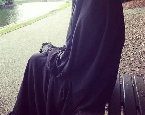 Lukisan kartun muslimah comel berpurdah cikimm com. 28+ Foto Kartun Muslimah Berniqab - Kumpulan Gambar Kartun