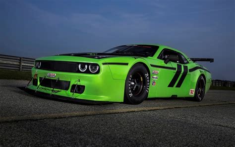 Wallpaper : Dodge Challenger, sports car, Dodge Challenger SRT, green