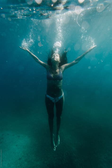 Girl Underwater By Boris Jovanovic