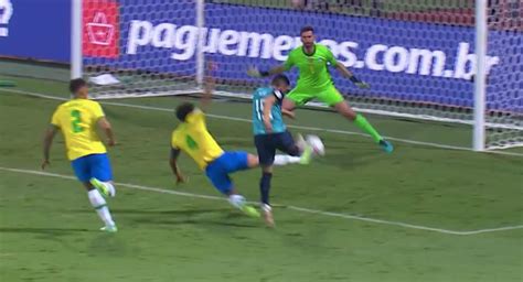 Copa del mundo clasificación, conmebol. Brasil vs Ecuador: Ángel Mena y el gol del empate del ...