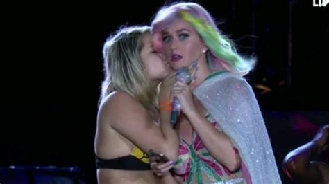 Katy Perry Was Kissed By A Girl Cnn Video