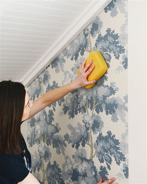 How To Wallpaper Using The ‘paste The Wall Method How To Hang