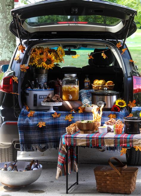 If you're looking for football food ideas, you came to the right place. The 10 Best Tailgating Recipes - The Ultimate Tailgating Menu