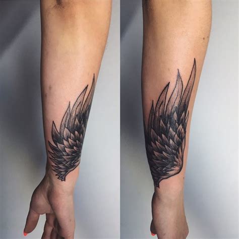 65 Best Angel Wings Tattoos Designs And Meanings Top Ideas 2019