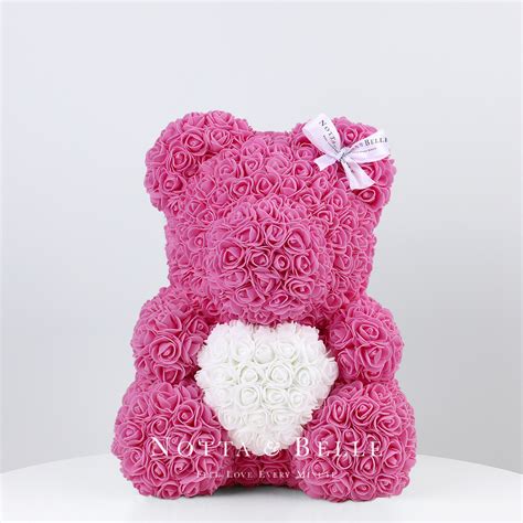 Es stehen 1552 teddybär rosen auf etsy zum verkauf, und sie kosten im durchschnitt 32,13 €. Notta & Belle - teddybär aus rosen | Kostenloser Versand