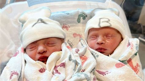 Twins Born On Different Days In Different Years Abc7 Chicago