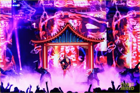 Nicki Minaj Performs Chun Li And Rich Sex At Bet Awards 2018 Watch