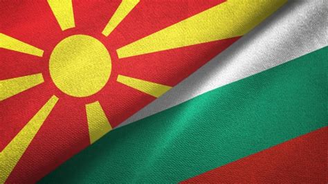 Язык, история, население, моря и реки. София и Скопие осъдиха палежа на българския флаг - STV