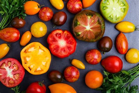 25 Unique And Colorful Heirloom Tomatoes