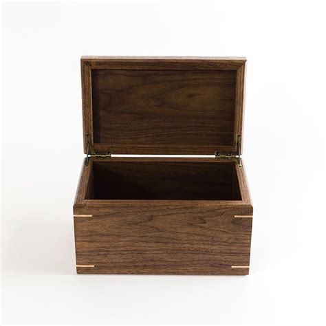 keepsake memory box personalized walnut wood mad tree woodcrafts memory box