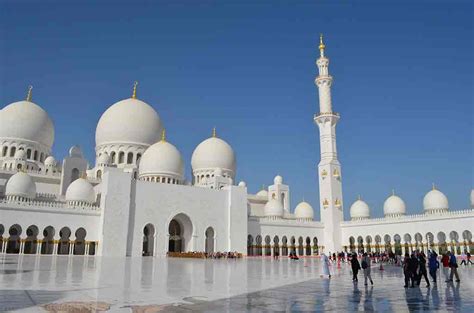 Famous Mosques In Dubai