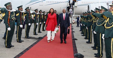 Presidente De Angola Esteve Em Cuidados Médicos Por 28 Dias Na Espanha Ivairs