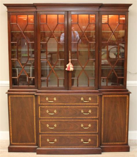 It makes so beautiful color combination inspired from this image. Henkel Harris Mahogany Banded Breakfront China Cabinet