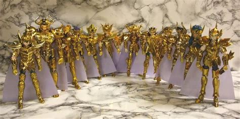 In 2015, the golden cosmo is finally revived! The 12 Gold Saint Members are all present. | Saint Seiya Myth Cloth