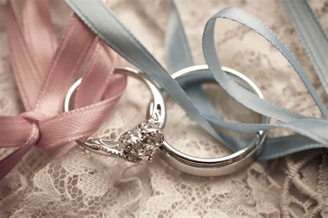 Es werden einige bilder vorgestellt, die ein motiv zum thema liebe oder ehe zeigen und die einen kurzen aber herzlichen gruß zum hochzeitstag enthalten. Sprüche und Gedichte zur Silberhochzeit » Hilfe im Netz