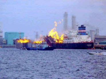 The fire broke out at approximately 2.30am (local time) while the vessel was loading methanol at the petronas chemicals methanol sdn bhd terminal in labuan. Poweroilandgas.com | Oil and Gas Jobs: Chemical Tanker ...