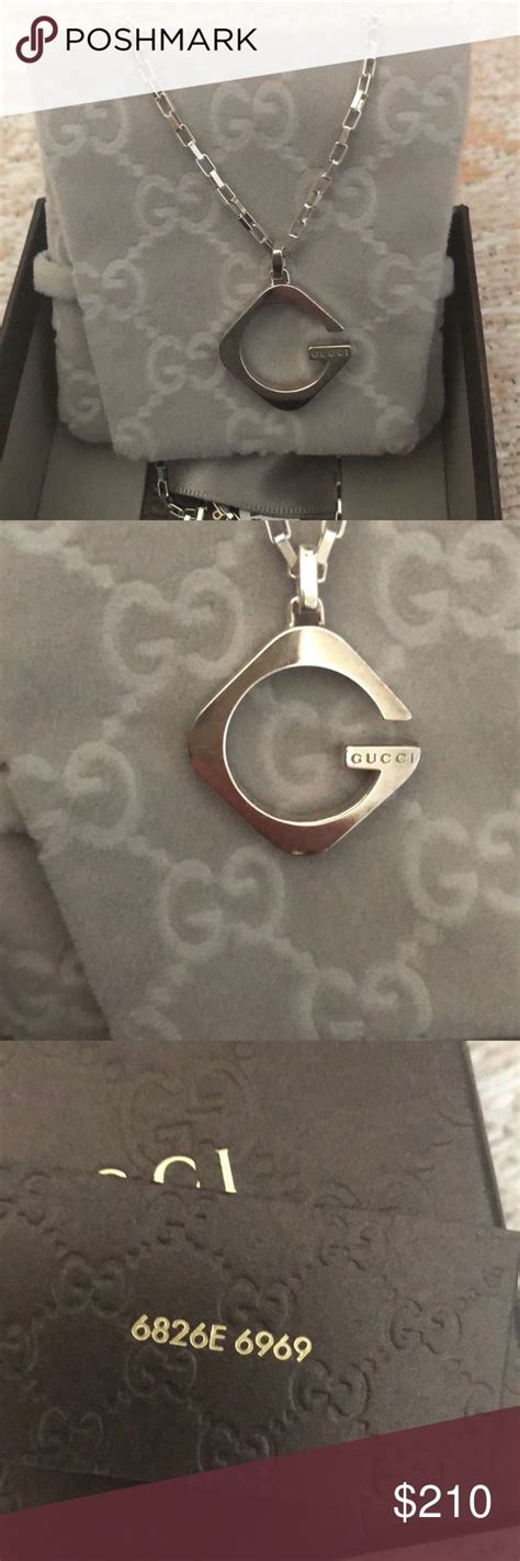 Nwt Gucci Silver Necklace Necklace Silver Necklace Jewelry Necklaces
